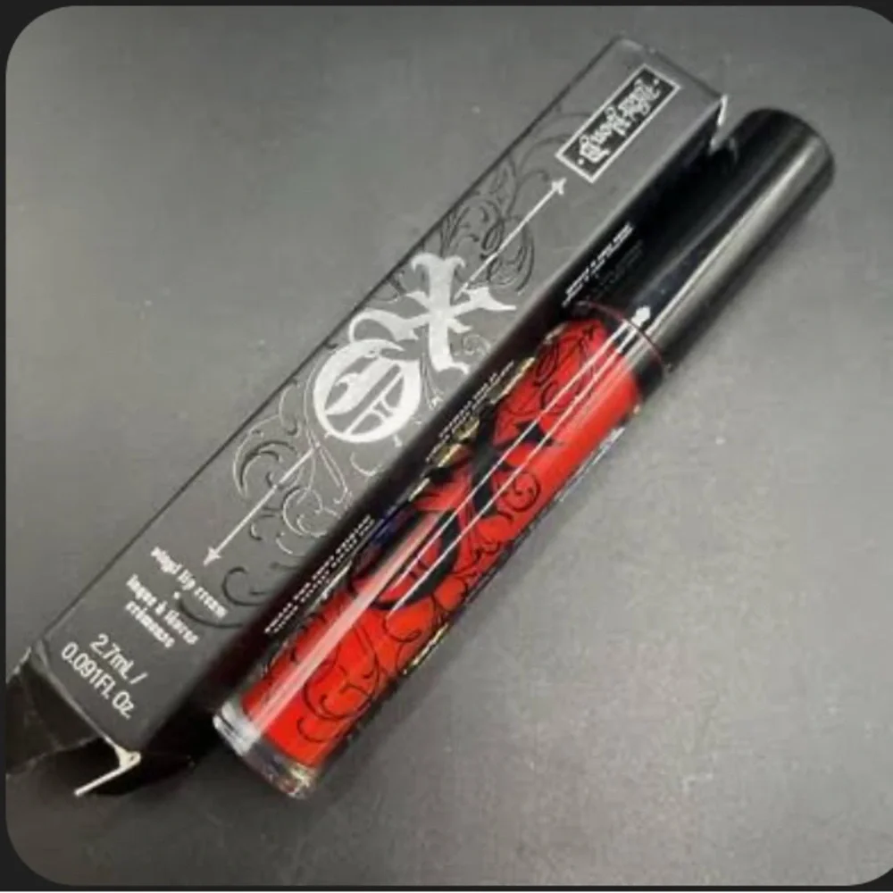 Kat Von D new box